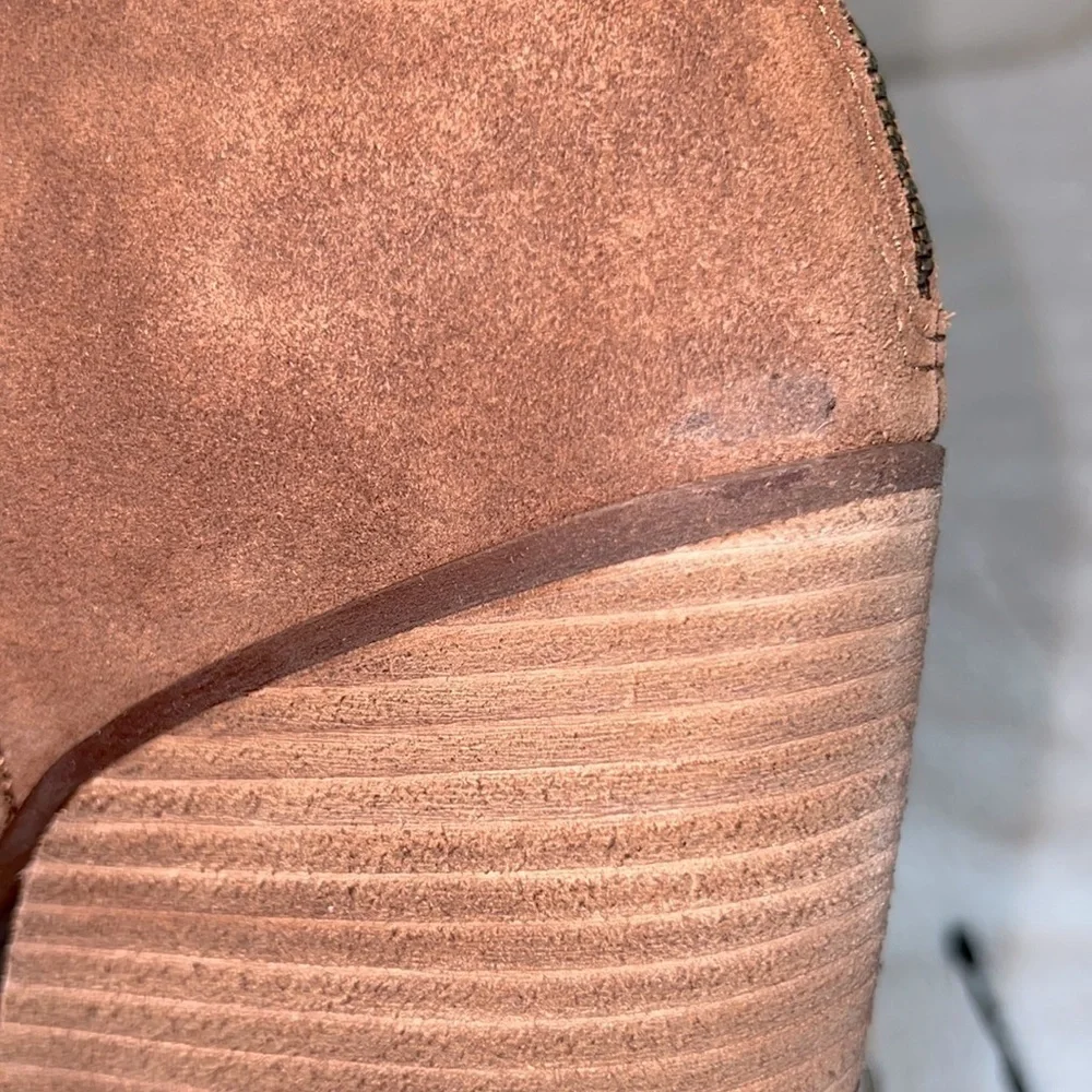 Kork-Ease Suede Leather Chandra Bootie Chunky Heel Boot Tan Brown Sz 9.5, NIB